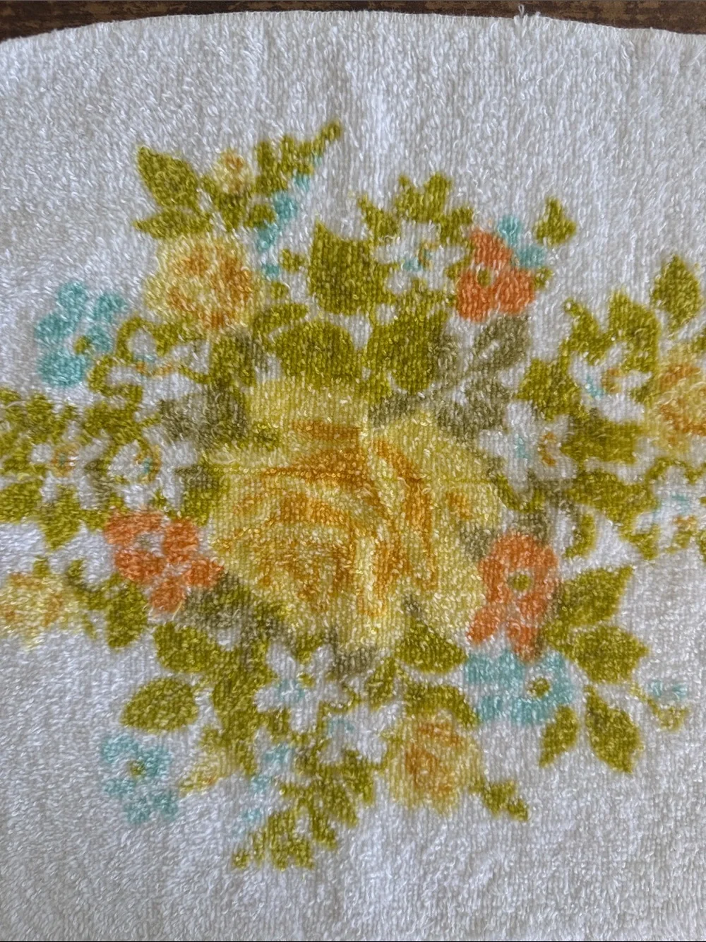 Vintage Fieldcrest Yellow & Green Floral Wash Cloth